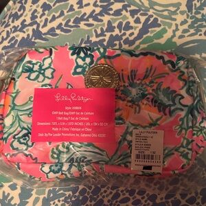 Lilly Pulitzer Pink and Green Floral belt bag! NWT